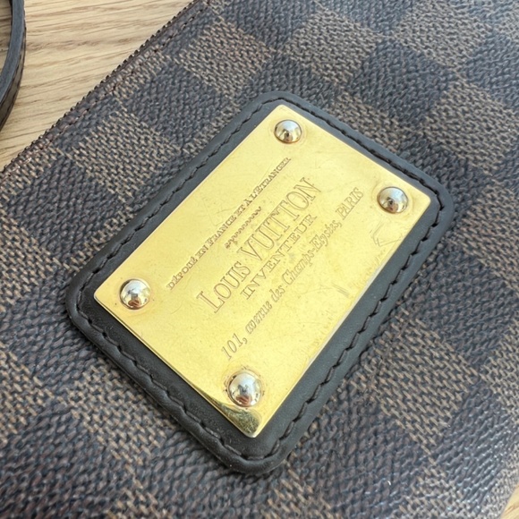 Louis Vuitton Damier Ebene Eva clutch - Picture 10 of 13